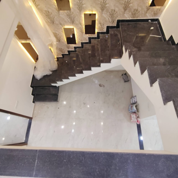 3 BHK 145 Sq. Yards Villa for Sale in Paschimpuri, Agra