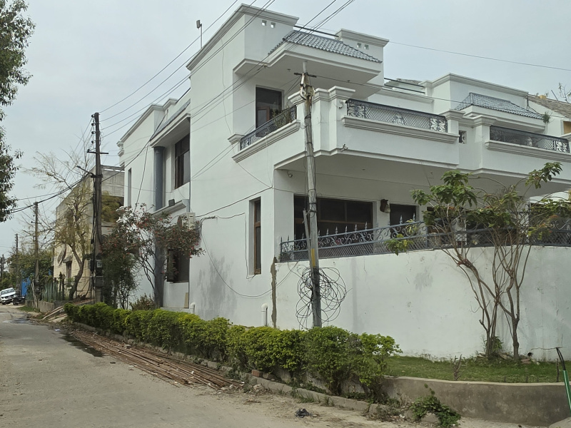 5 BHK 350 Sq. Yards House for Sale in MDC Sector 4, Panchkula