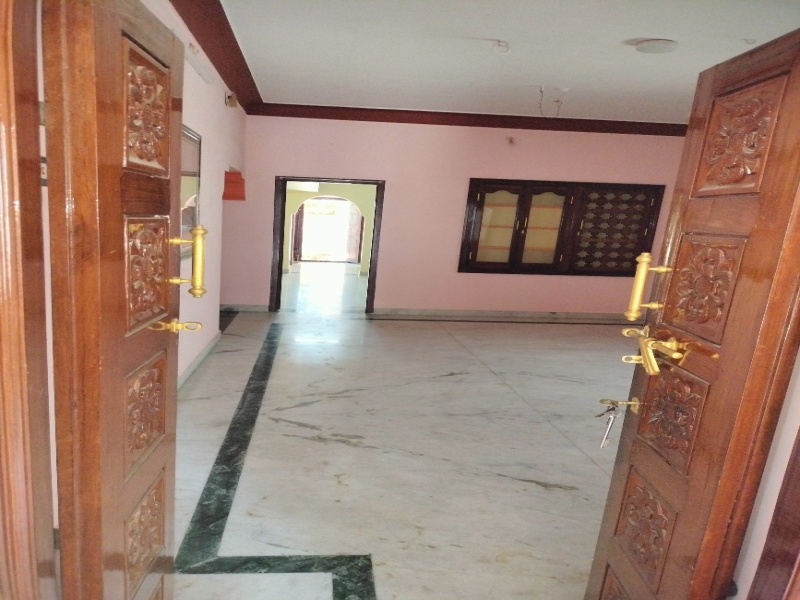 2 BHK House 1500 Sq.ft. for Rent in Medical College Road, Thanjavur