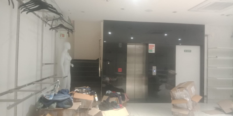  2200 Sq.ft. Showroom for Rent in Krishna Nagar, Mathura