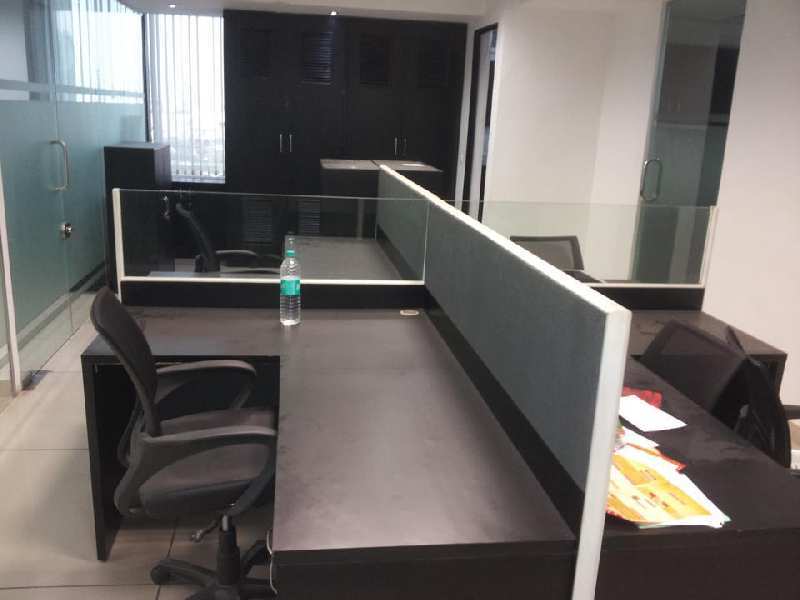 Office Space 400 Sq.ft. for Rent in Usmanpura, Ahmedabad