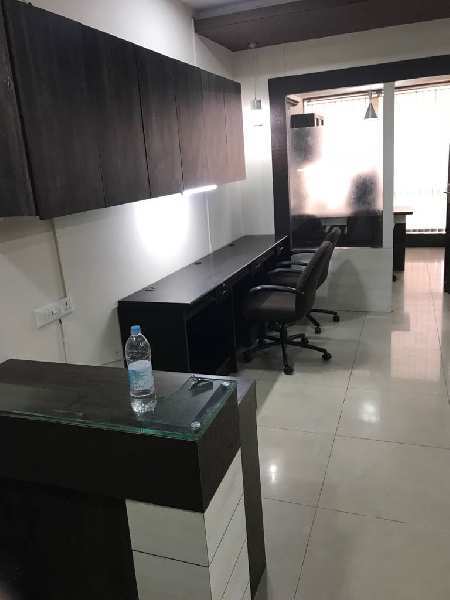  Office Space 807 Sq.ft. for Sale in Thaltej, Ahmedabad