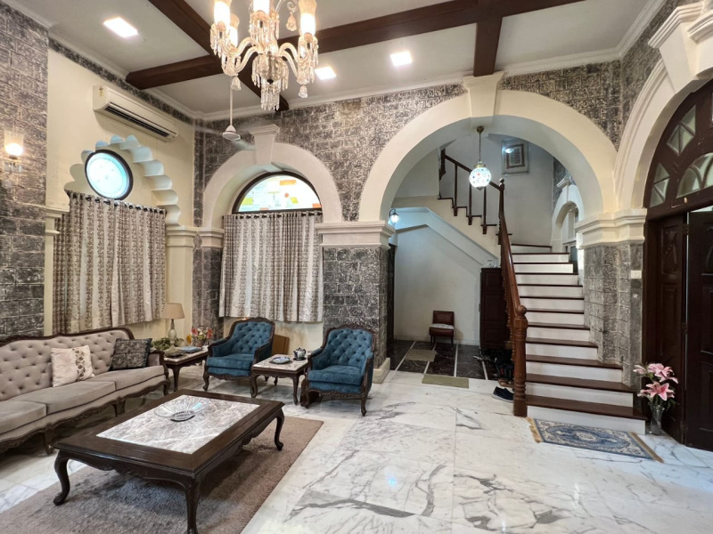 4 BHK House 2690 Sq.ft. for Sale in Worli, Mumbai