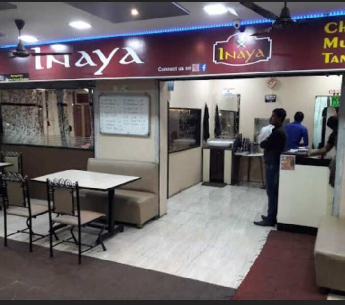  Hotels 2000 Sq.ft. for Rent in Imran Nagar, Vapi