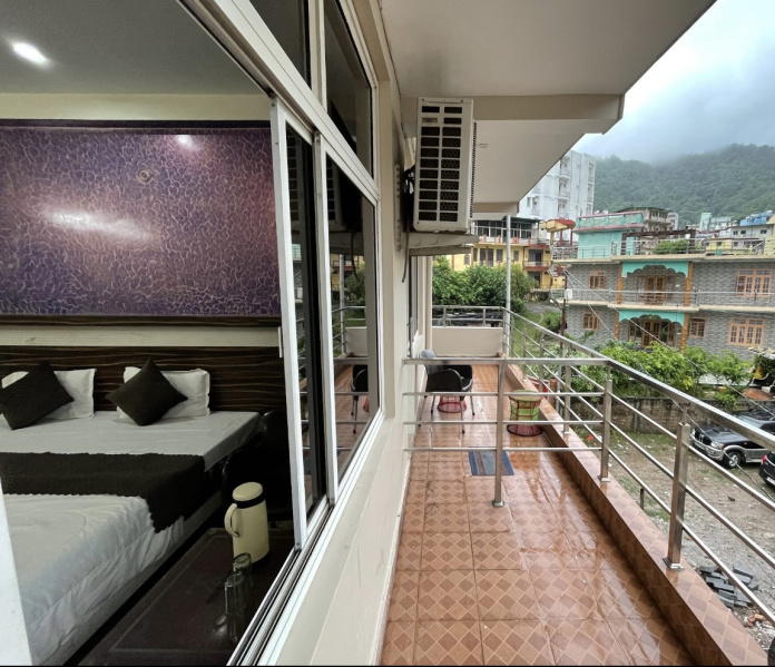  Hotels 250 Sq. Yards for Rent in Tapovan, Rishikesh