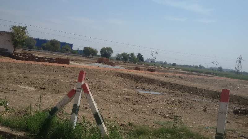 Commercial Land 140 Sq. Yards for Sale in