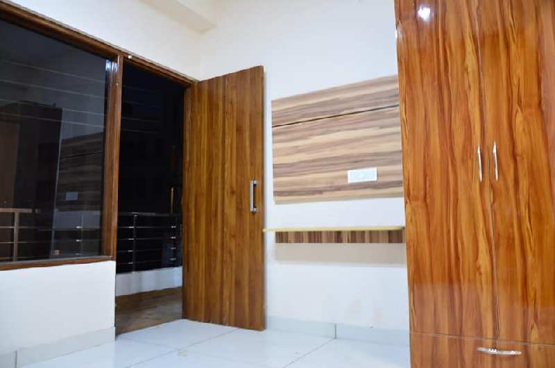 3 BHK Apartment 1500 Sq.ft. for Sale in Patiala Road, Zirakpur
