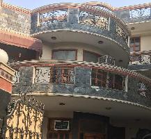 5 BHK House for Rent in Sector 61 Noida