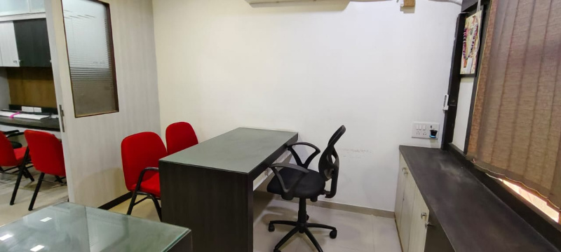  Office Space 530 Sq.ft. for Sale in Subhanpura, Vadodara