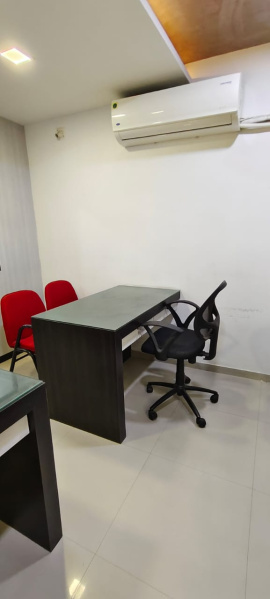  Office Space 530 Sq.ft. for Sale in Subhanpura, Vadodara