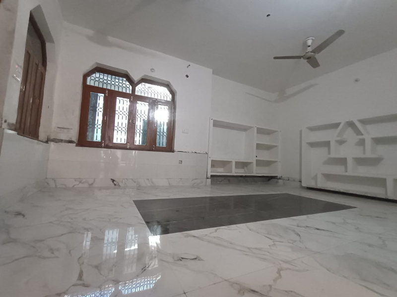 2 BHK House 1200 Sq.ft. for Rent in Friends Colony, Etawah