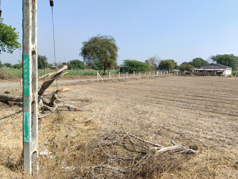  Agricultural Land 80000 Sq.ft. for Sale in Halol, Vadodara