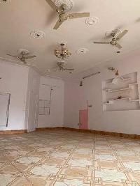  Commercial Shop for Rent in Indira Nagar, Lucknow