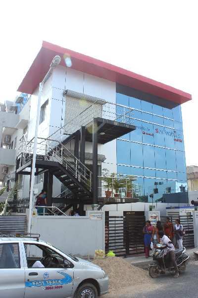 Office Space 6200 Sq.ft. for Sale in Industrial Area,