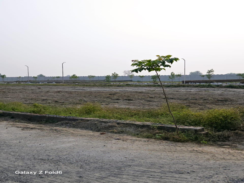  Residential Plot 500 Sq. Yards for Sale in Yamuna Expressway, Greater Noida