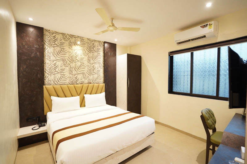 200 Sq. Yards Guest House for Rent in Charbagh, Lucknow