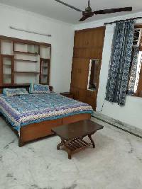 1 BHK House for Rent in Sector 62 Noida
