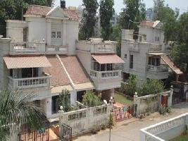 2 BHK Flat for Sale in Ghodbunder Road, Thane