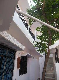 8 BHK House for Sale in Himmatganj, Allahabad