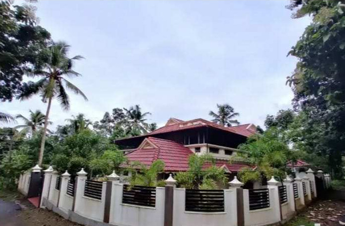 4 BHK House 3500 Sq.ft. for Sale in Nooranad, Alappuzha