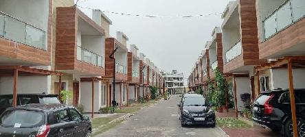 3 BHK Villa for Sale in Near police headquarters, Lucknow, Lucknow