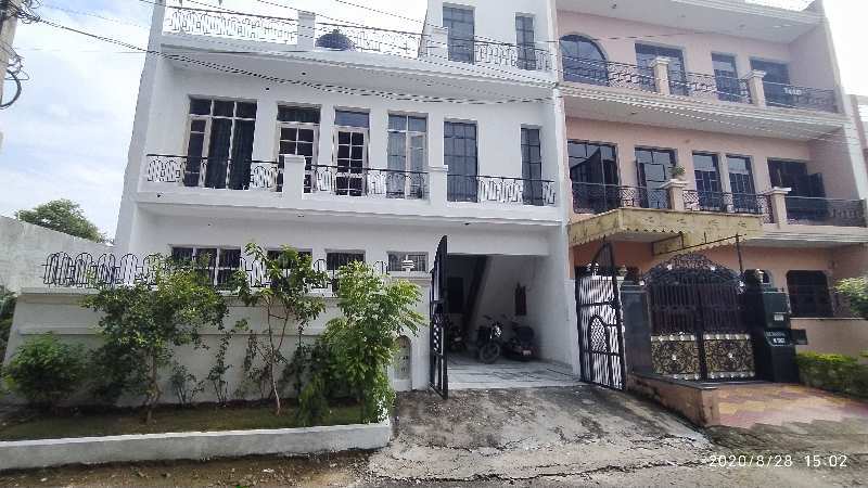 6 BHK House 2400 Sq.ft. for Sale in Sector 22C, Chandigarh
