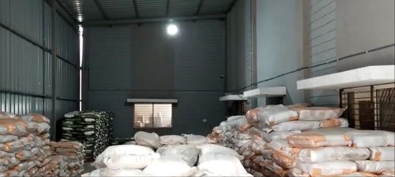  Warehouse 1800 Sq.ft. for Rent in Aslali, Ahmedabad