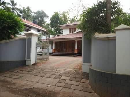 4 BHK House & Villa 3000 Sq.ft. for Sale in Cheekkilode, Kozhikode