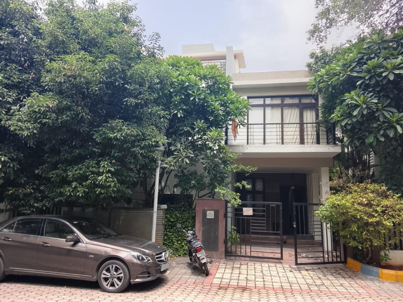 4 BHK 3000 Sq.ft. Villa for Sale in Hitech City, Hyderabad