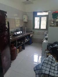 2 BHK Flat for Sale in Andheri West, Mumbai