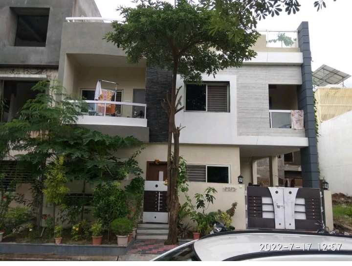 8 BHK House 4500 Sq.ft. for Sale in