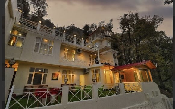 9 BHK Villa 2500 Sq.ft. for Rent in Mussoorie, Dehradun