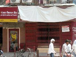  Showroom for Rent in Maldahiya, Varanasi