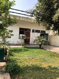 1 BHK House for Rent in Sector 9A Gurgaon