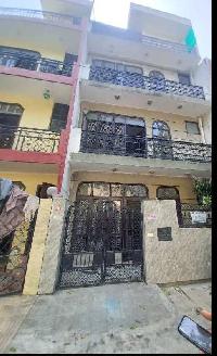 6 BHK House & Villa for Sale in Alpha 1, Greater Noida