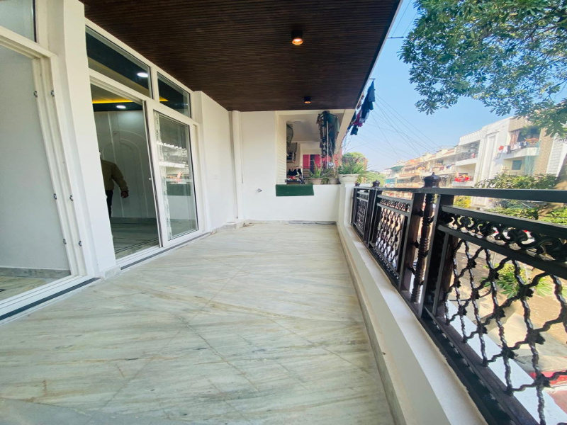 3 BHK Apartment 135 Sq. Meter for Sale in Shakti Khand 4, Indirapuram, Ghaziabad