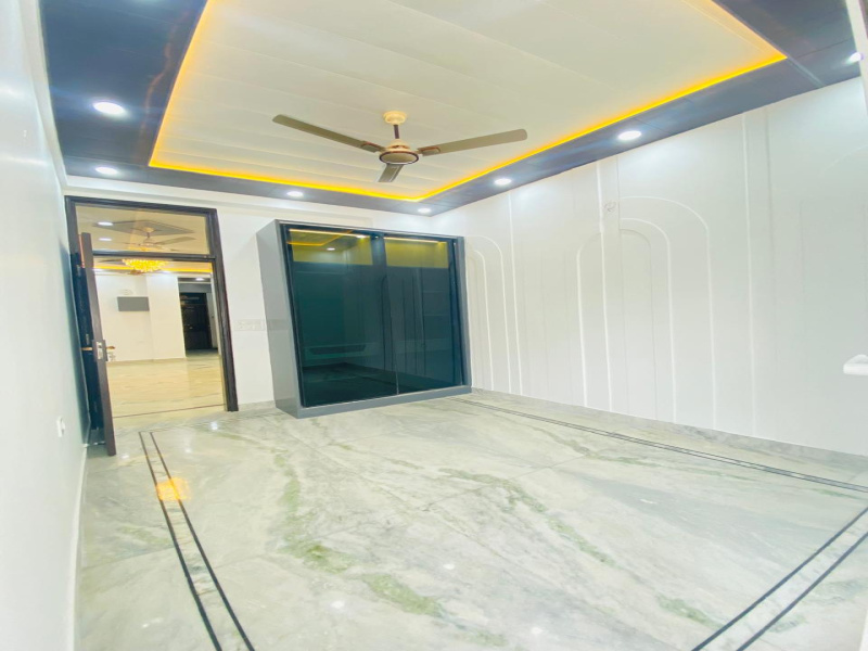 3 BHK Apartment 135 Sq. Meter for Sale in Shakti Khand 4, Indirapuram, Ghaziabad