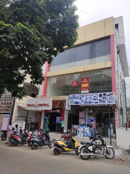 Commercial Shop 1550 Sq.ft. for Rent in Mogappair East,