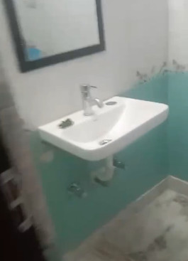 2 BHK 100 Sq.ft. Builder Floor for Rent in Lajpat Nagar I, Delhi