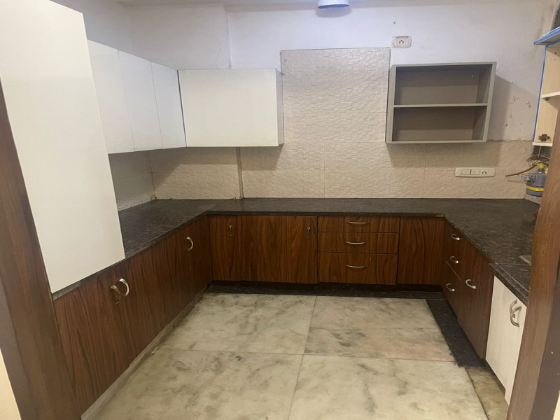 2 BHK 900 Sq.ft. Builder Floor for Rent in Block H Lajpat Nagar I, Delhi