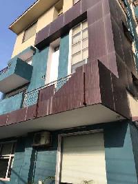 1 BHK Studio Apartment for Rent in DLF Phase III, Gurgaon