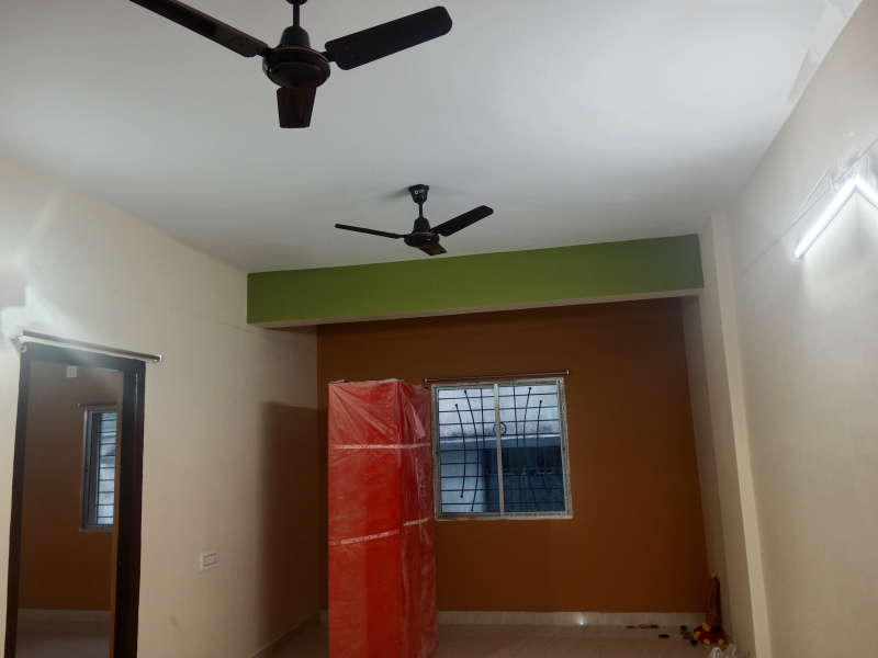 2 BHK Apartment 1100 Sq.ft. for Sale in Bidhan Pally, Kolkata