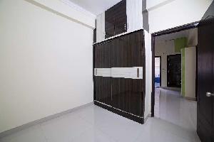 2 BHK Flat for Rent in KPHB 9th Phase, Kukatpally, Hyderabad