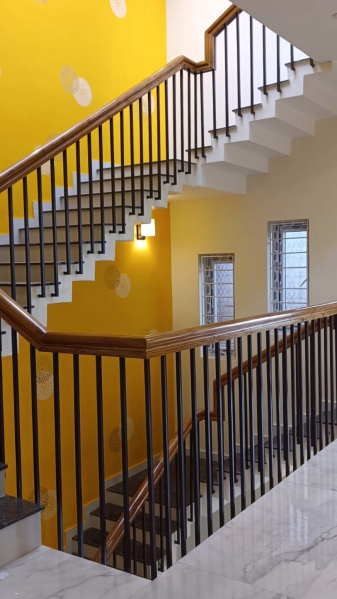 3 BHK 2100 Sq.ft. Villa for Sale in Adukkamparai, Vellore