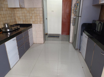 2 BHK Flat for Rent in Link Road, Kandivali West, Mumbai