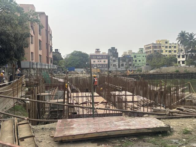 4 BHK 2431 Sq.ft. Apartment for Sale in Tangra, Kolkata