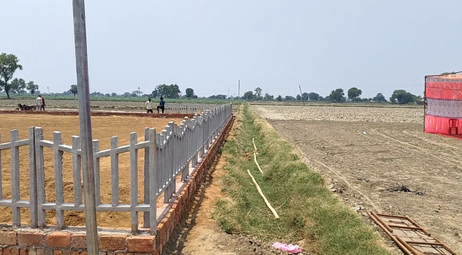  Commercial Land 100 Sq. Yards for Sale in Tappal, Aligarh