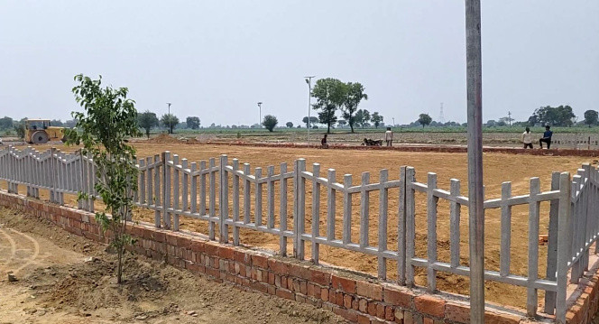  Commercial Land 100 Sq. Yards for Sale in Tappal, Aligarh