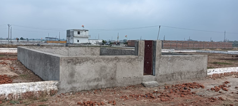  100 Sq. Yards Residential Plot for Sale in Sector 18 Noida