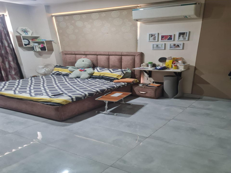 2 BHK Apartment 1270 Sq.ft. for Sale in Crossing Republik, Ghaziabad